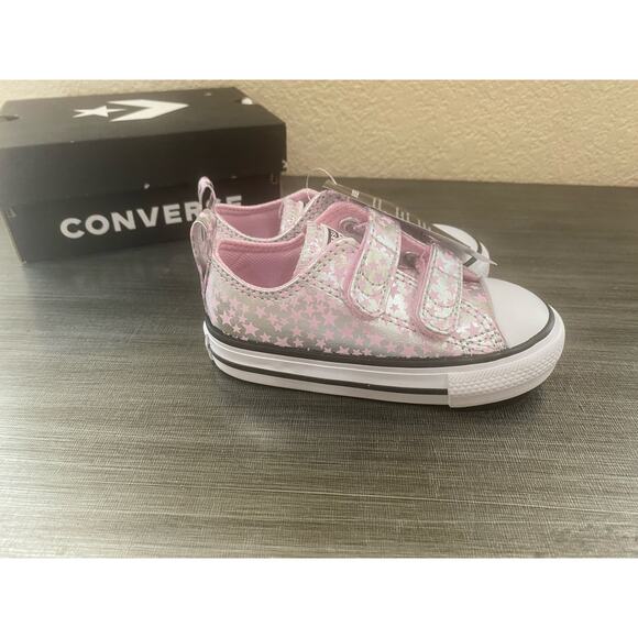 NEW Infant Converse Sizes 2,3,4,5,6, and 7 - Picture 14 of 16